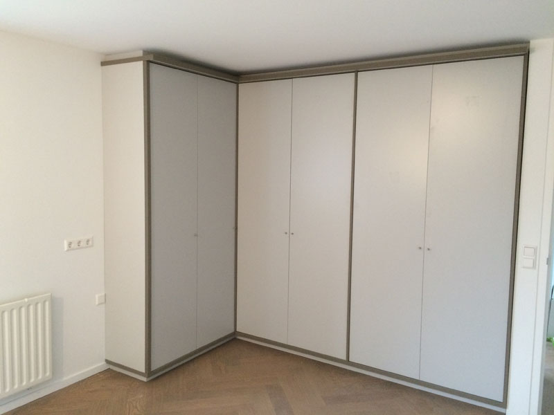 kasten-op-maat-met-verlichting_garderobe_grijs-04.jpg